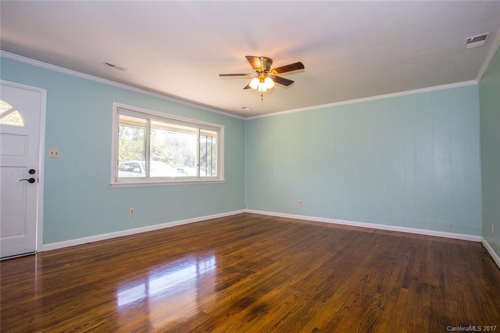 217 Cedar Hill Road - Photo 4