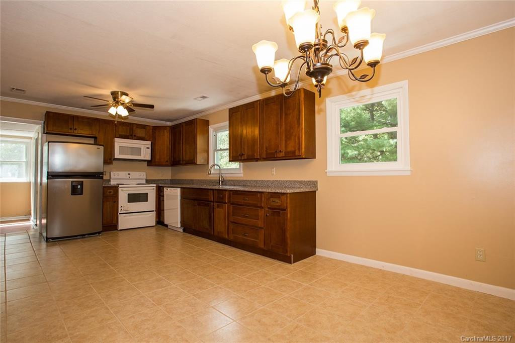 217 Cedar Hill Road - Photo 6