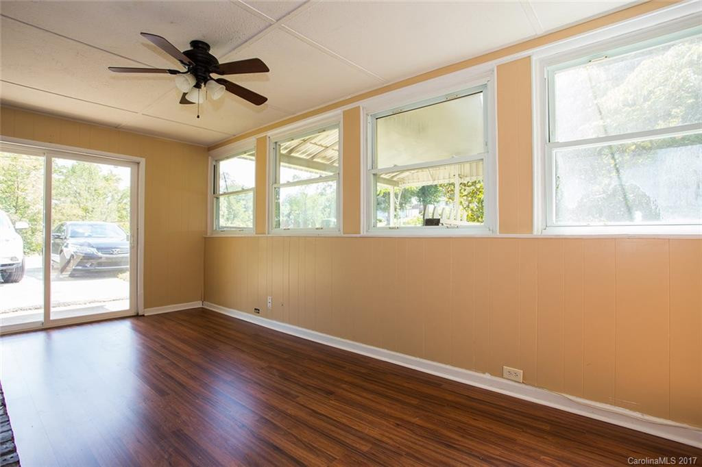 217 Cedar Hill Road - Photo 8