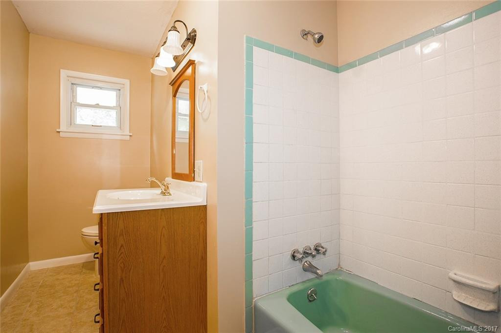 217 Cedar Hill Road - Photo 10