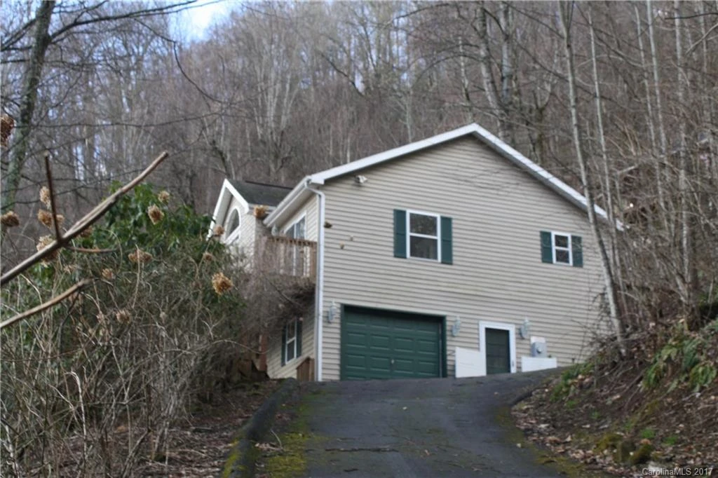 650 Creekside Drive
