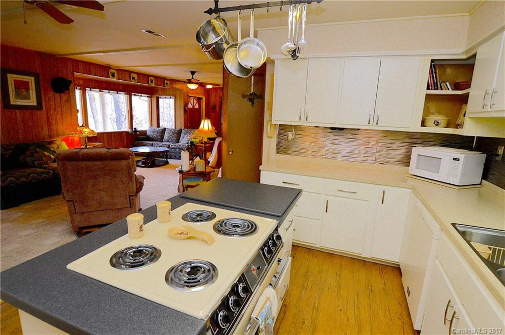 202 Highlands Loop - Photo 18