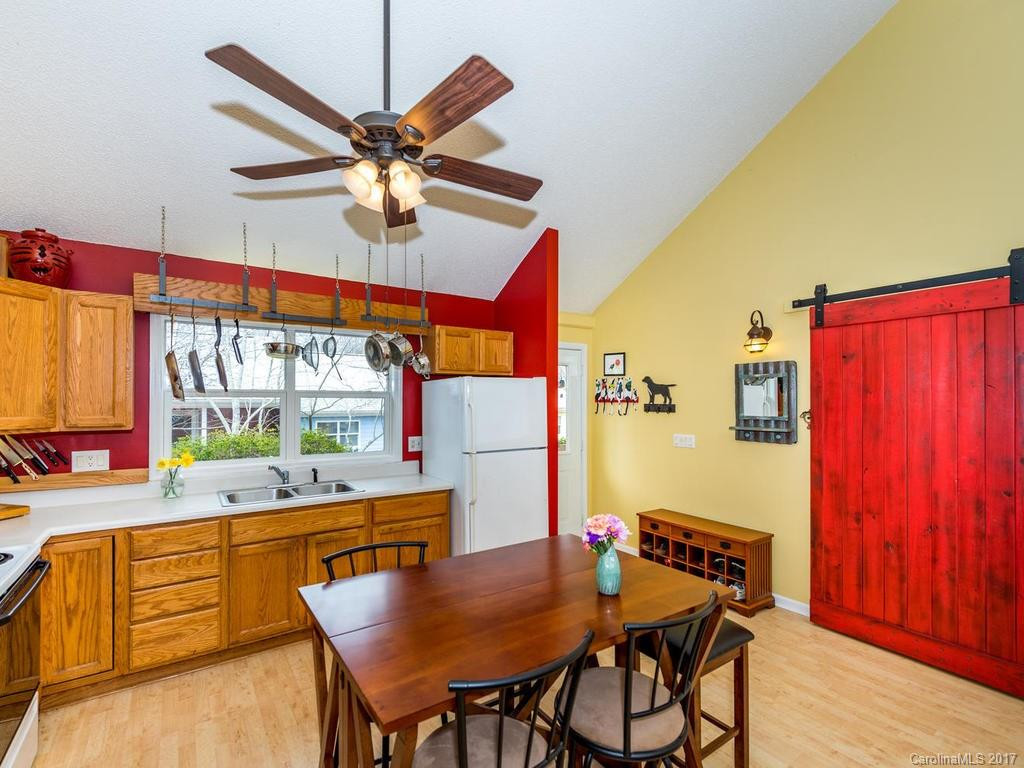43 Vermont Court #C11 - Photo 6