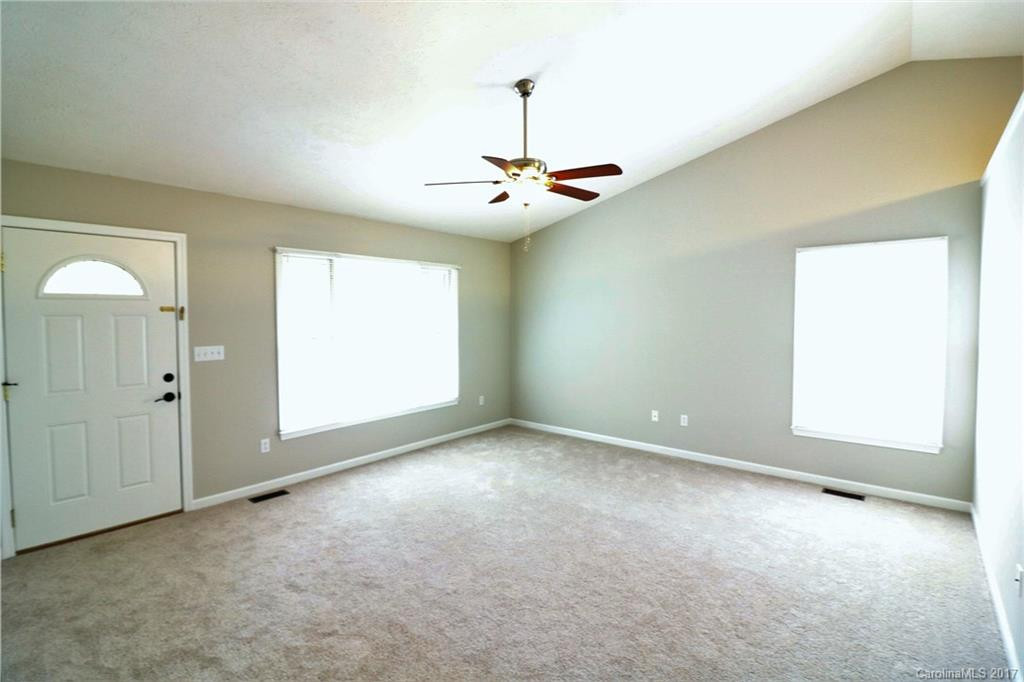 205 Pine Berry Circle - Photo 3