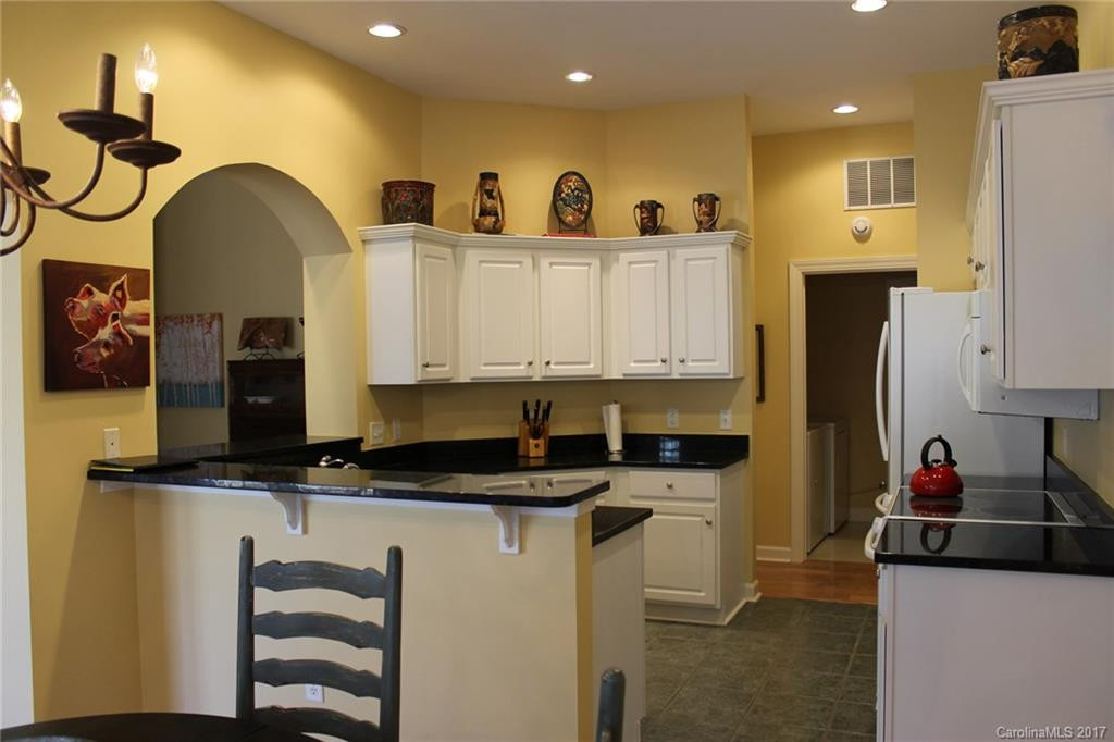 99 Ridgetop Circle #302 - Photo 5