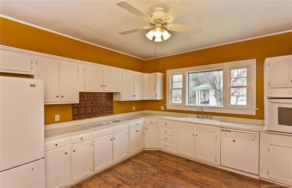 308 Richmond Avenue - Photo 9