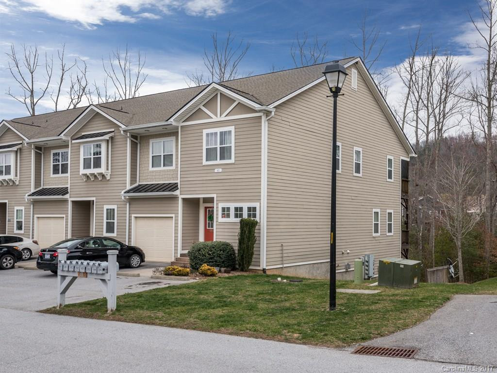 40 Foxden Drive #204