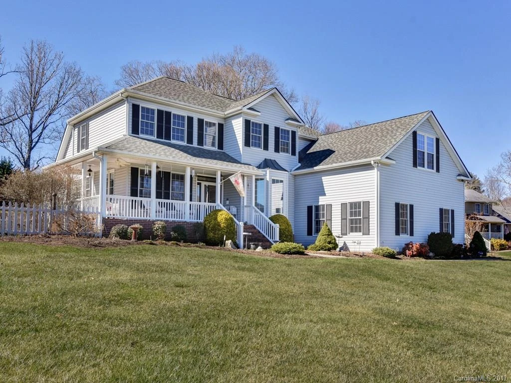 9 Meadow Glen Drive
