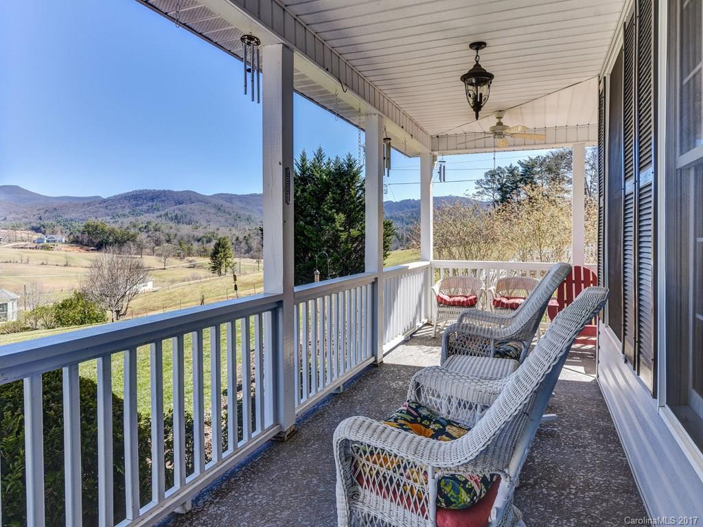 9 Meadow Glen Drive - Photo 2