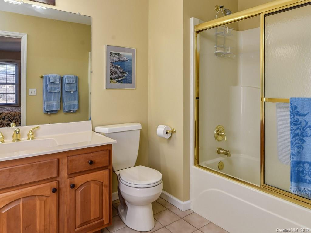 9 Meadow Glen Drive - Photo 15