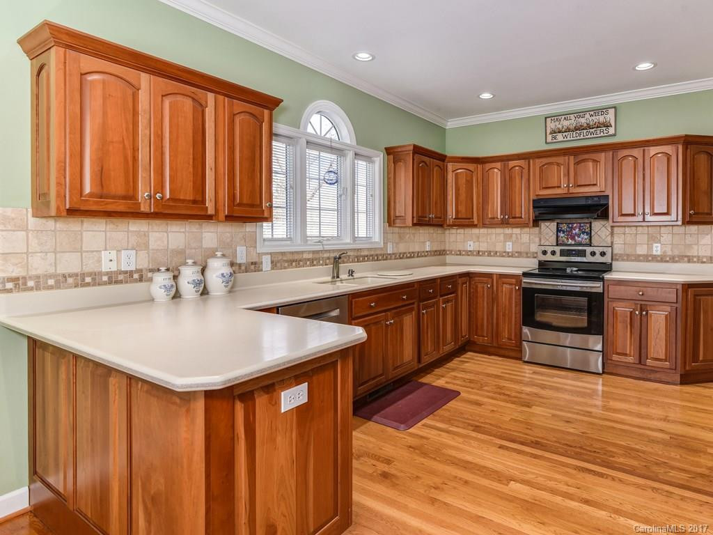 9 Meadow Glen Drive - Photo 7