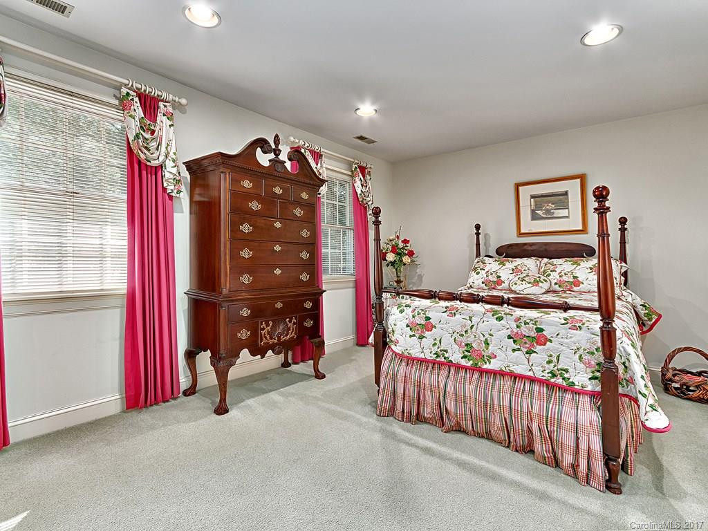 16 Holly Hill Road - Photo 12
