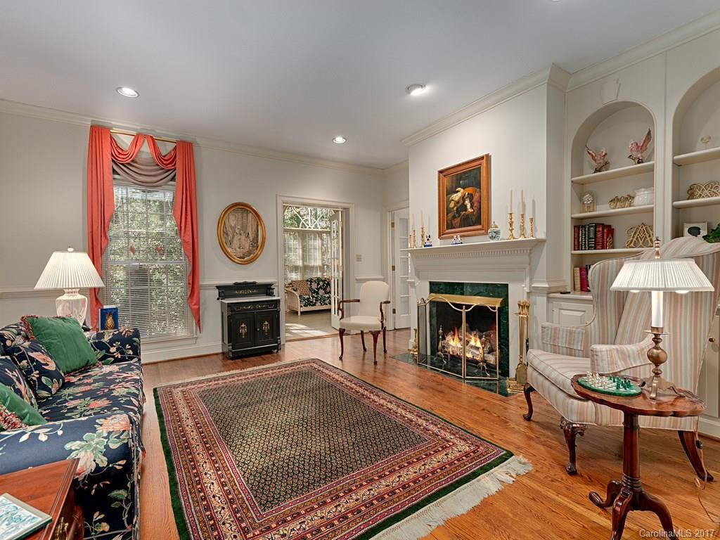 16 Holly Hill Road - Photo 3