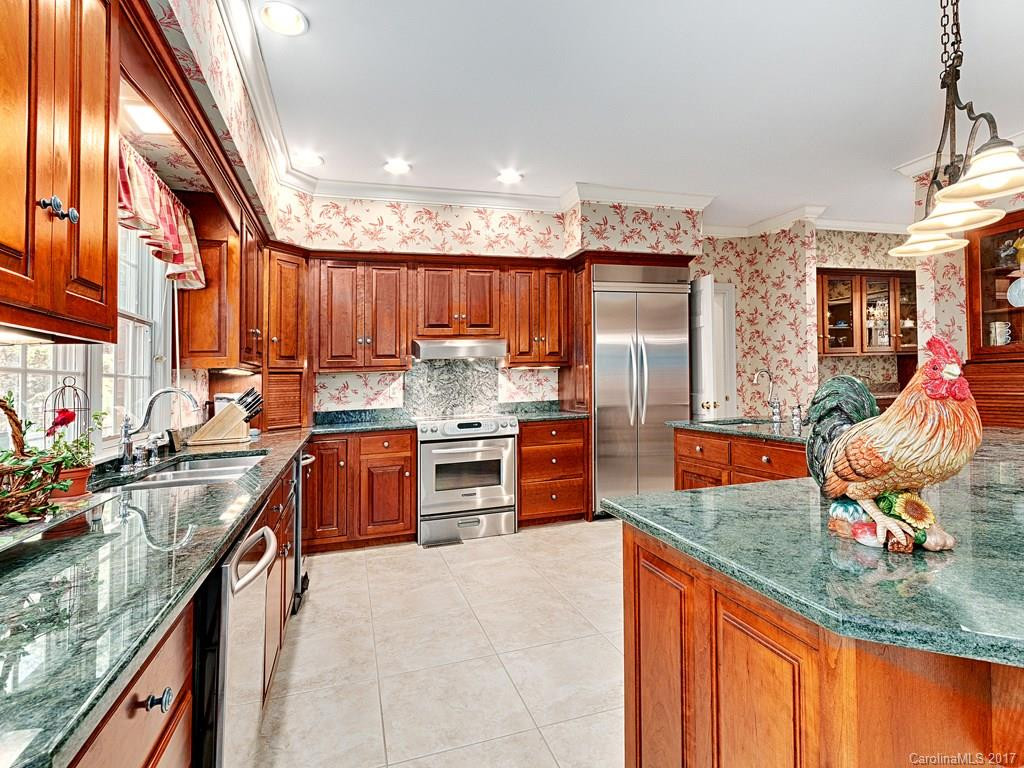 16 Holly Hill Road - Photo 10