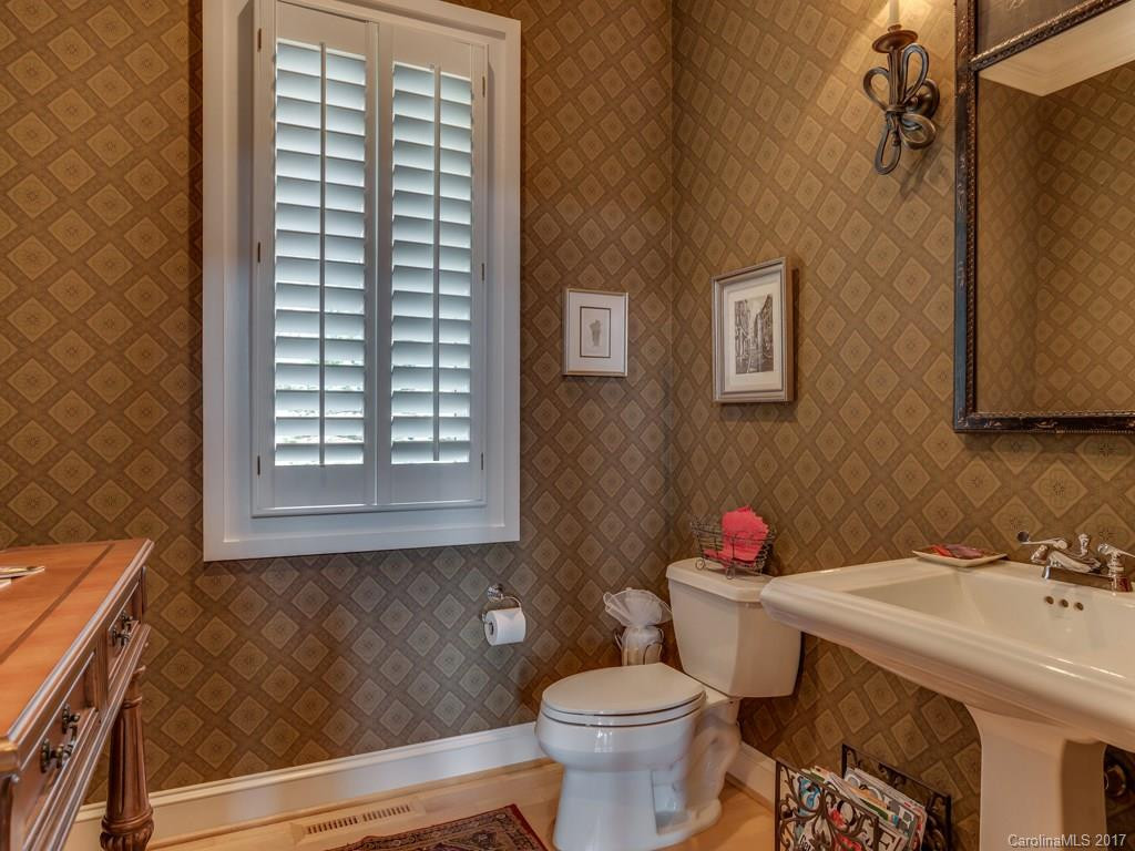 124 Bobby Jones Drive - Photo 10