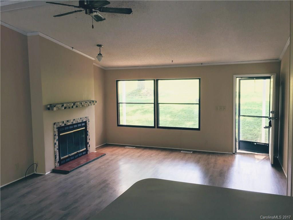 14 Redmond Drive - Photo 2