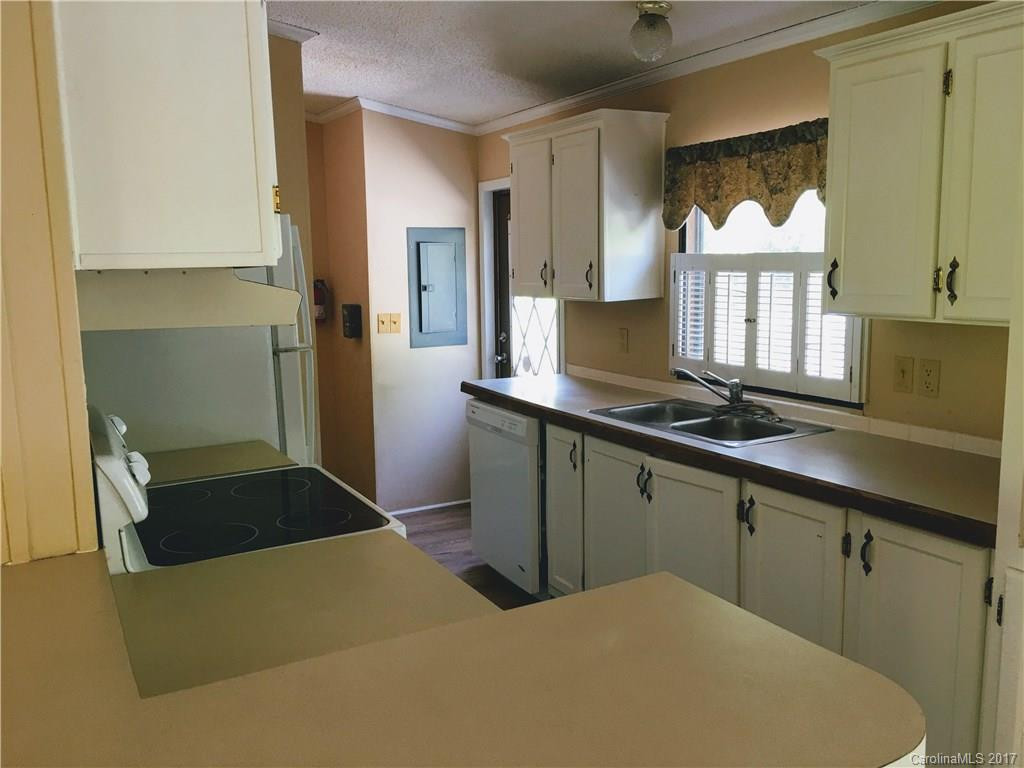 14 Redmond Drive - Photo 5