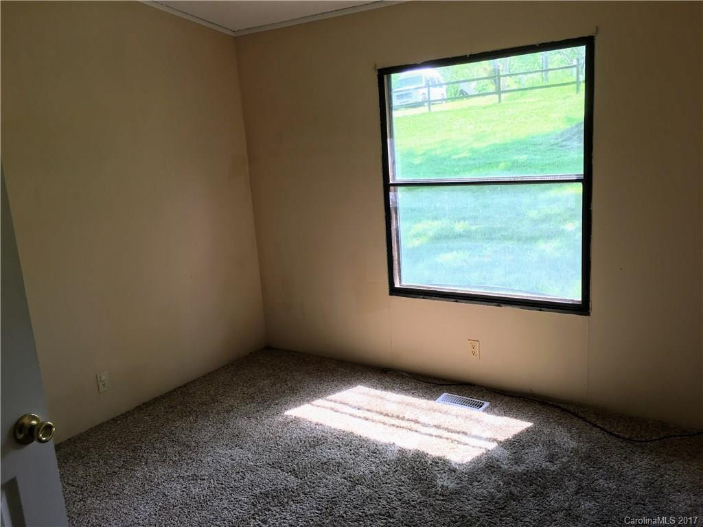 14 Redmond Drive - Photo 8