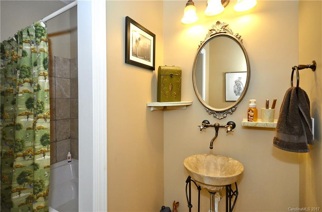40 Jupiter Hills Drive - Photo 15