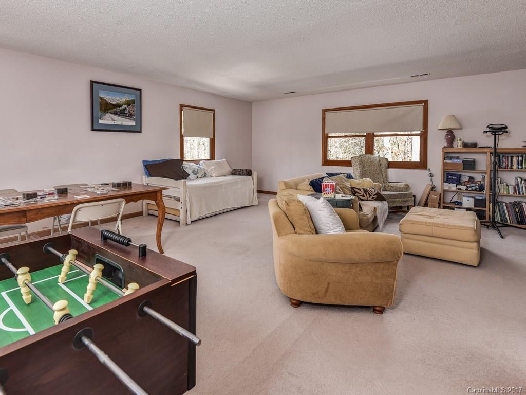 119 Woodchuck Way - Photo 12