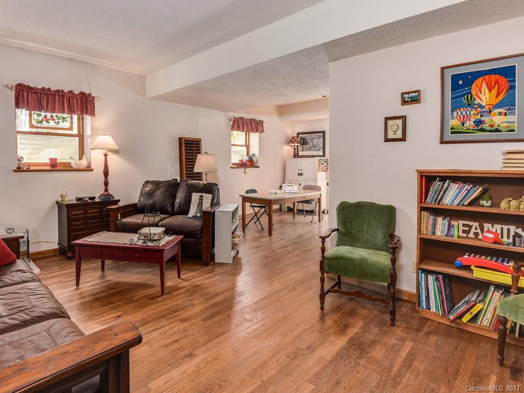 119 Woodchuck Way - Photo 17