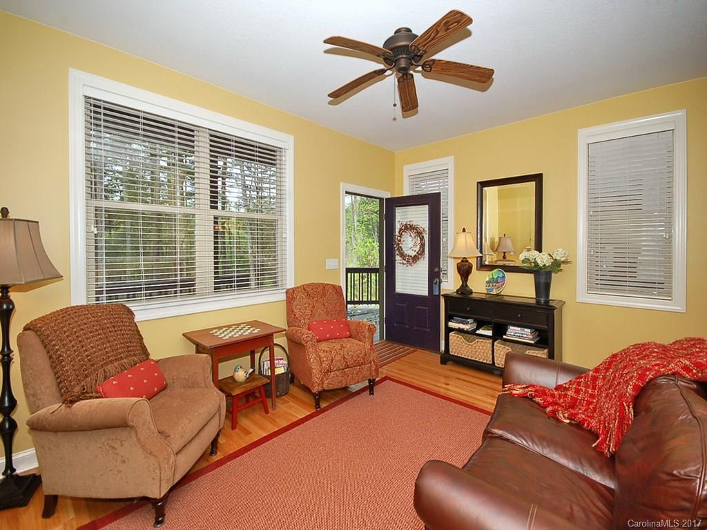 97 Lake Cove Road #4A - Photo 4