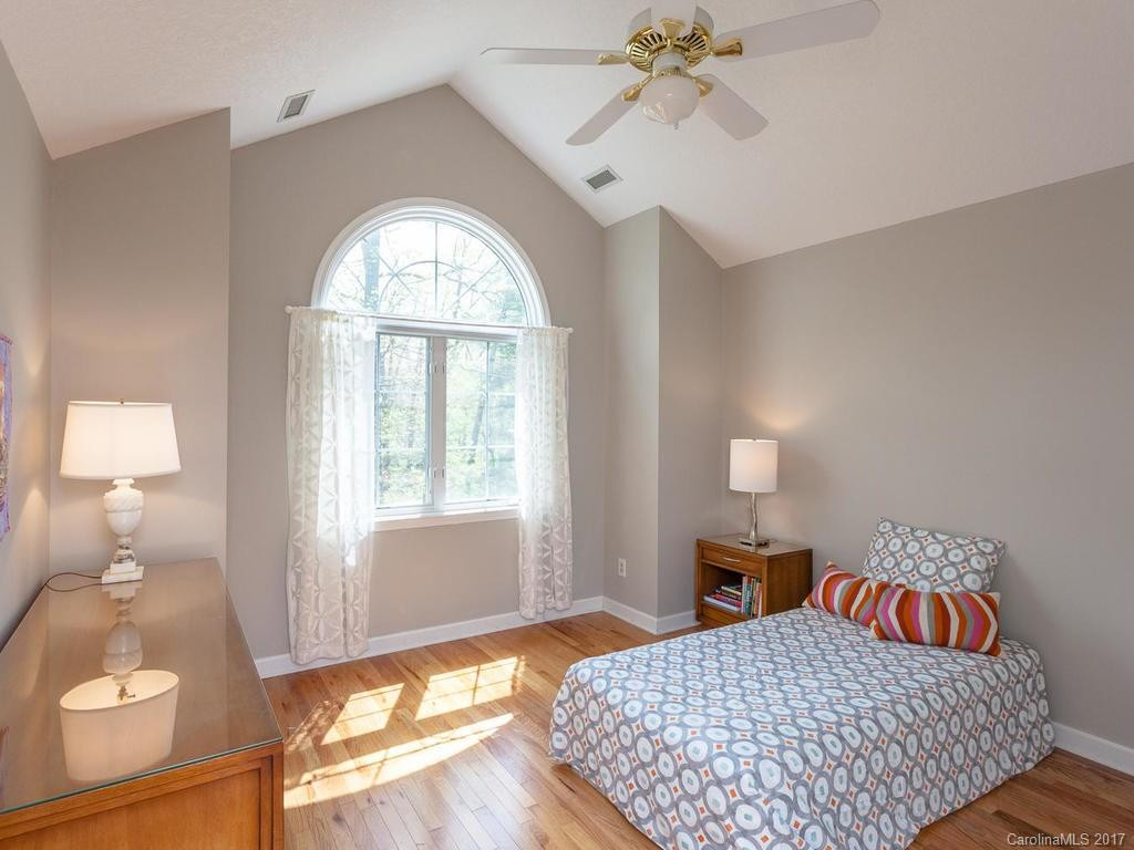 53 Highland Street - Photo 15