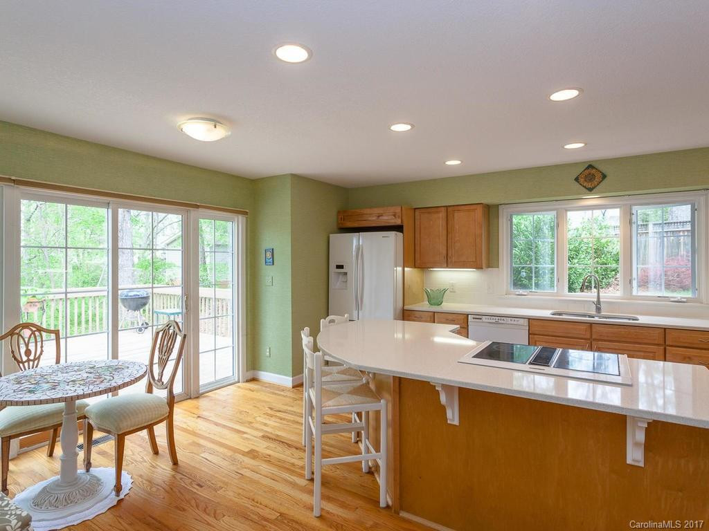 53 Highland Street - Photo 10