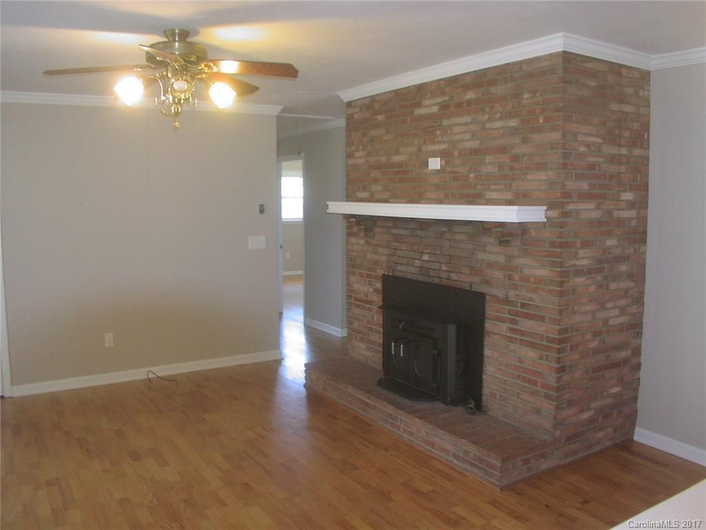 200 Blanton Drive - Photo 5