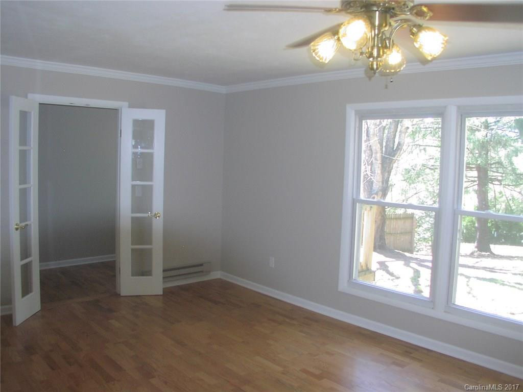 200 Blanton Drive - Photo 7