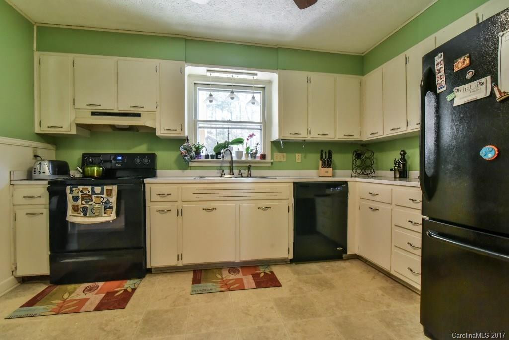 24 Pinehurst Circle - Photo 11