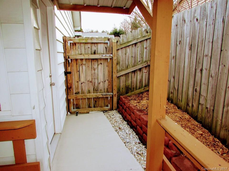 36 Starmount Drive - Photo 16