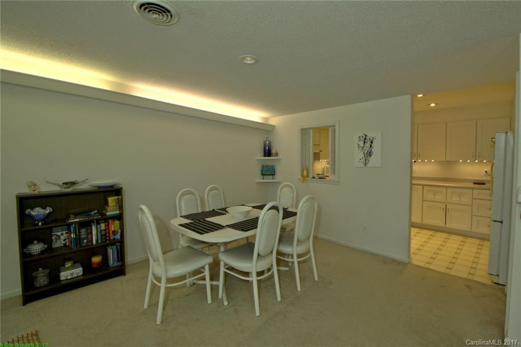251 Carolina Drive #C09 - Photo 4