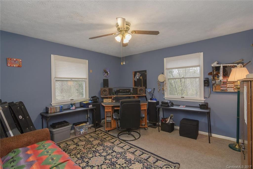 608 Emmas Grove Road - Photo 14