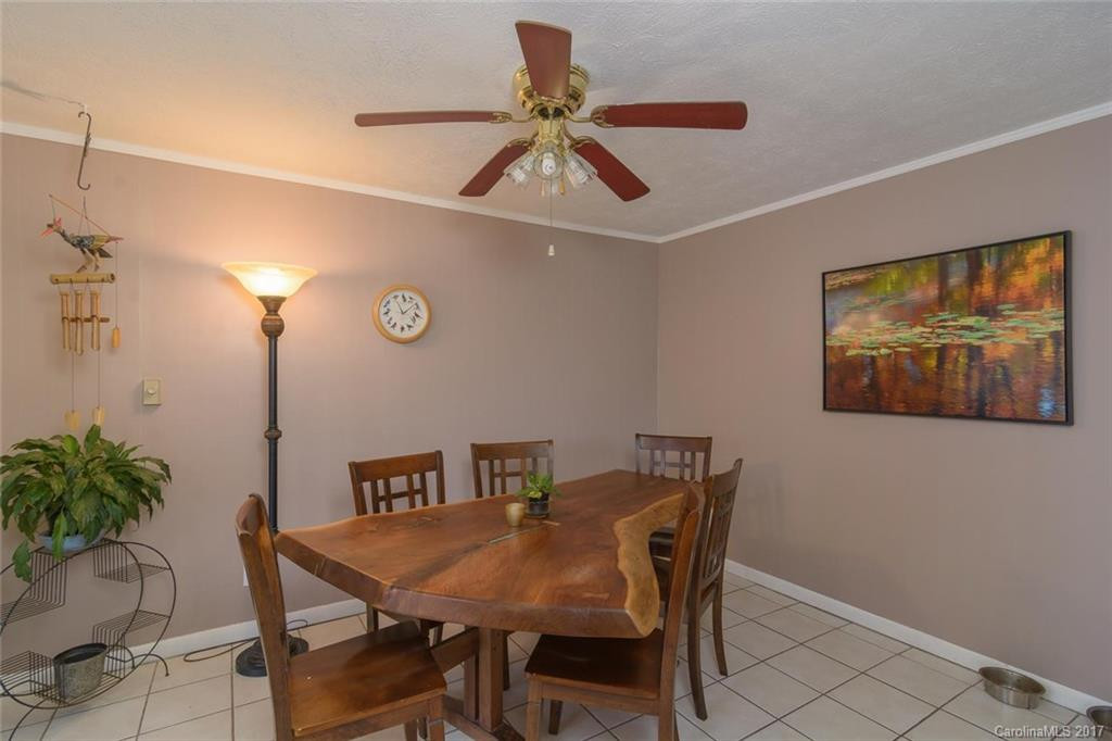 608 Emmas Grove Road - Photo 5