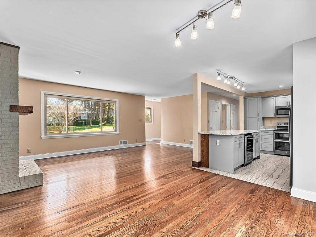 402 Balsam Road #2 - Photo 3