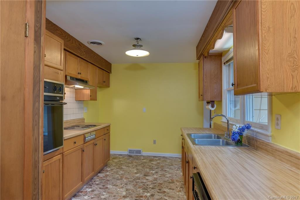 2732 Holly Hill Drive #14 - Photo 9