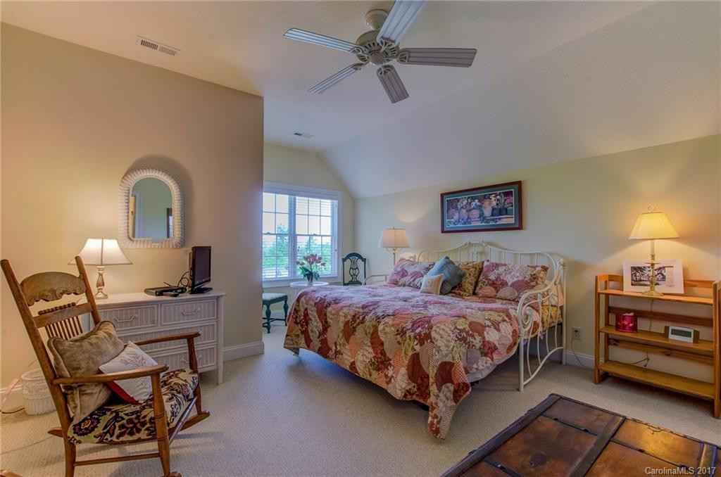 1403 Woodsong Drive - Photo 16