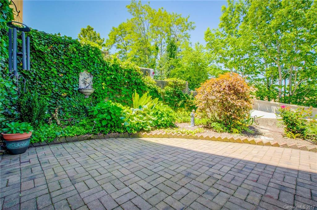 1403 Woodsong Drive - Photo 18