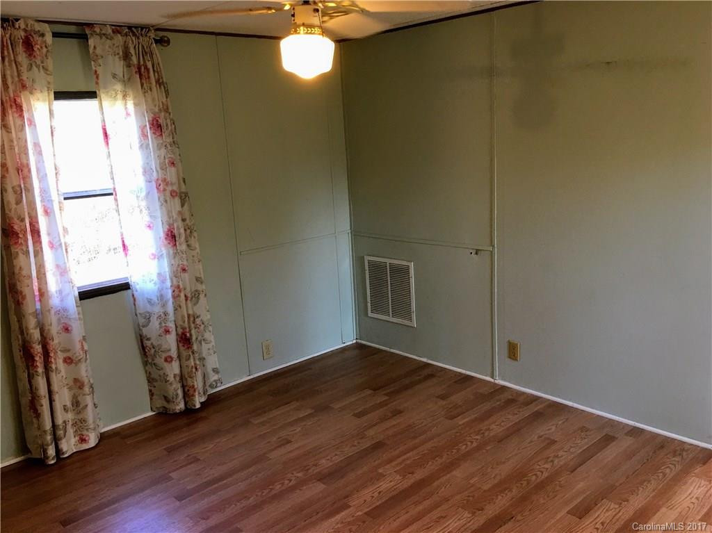 4 Shelby Road - Photo 6