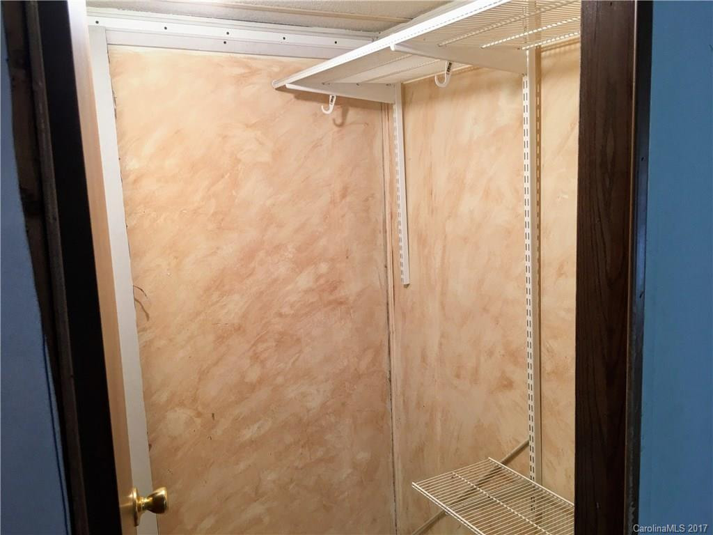 4 Shelby Road - Photo 7