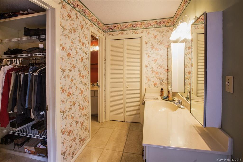 165 Maple Street - Photo 11