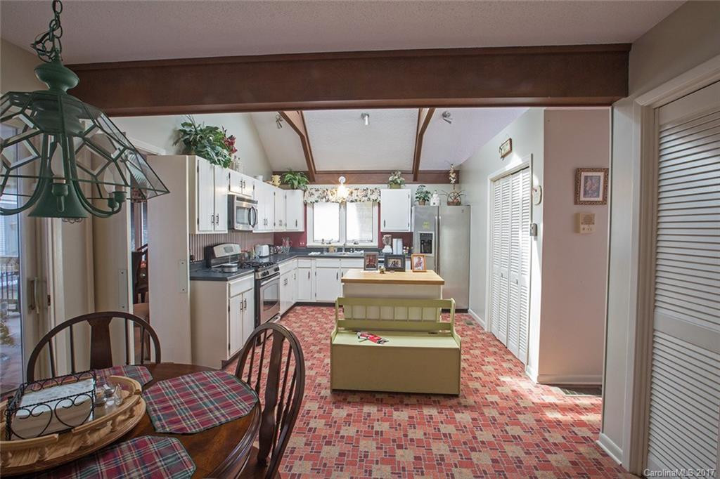 165 Maple Street - Photo 7