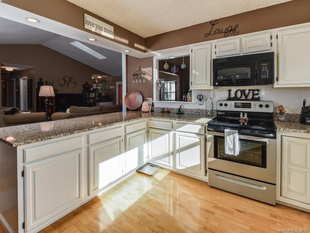 12 Park Avenue - Photo 11
