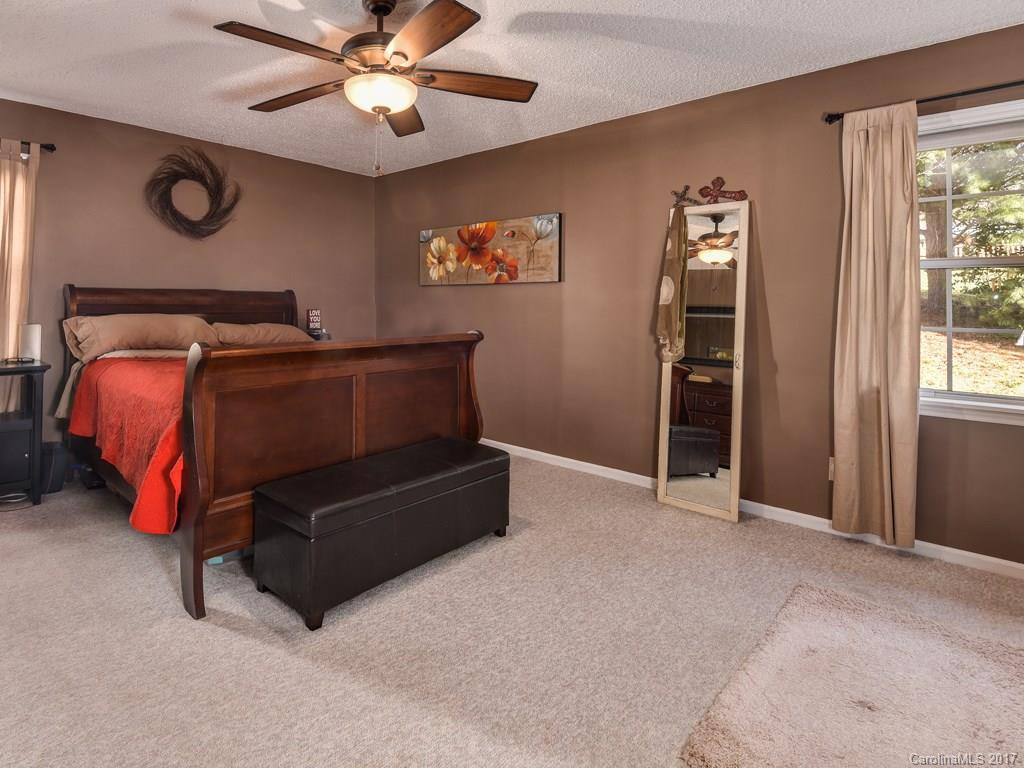 12 Park Avenue - Photo 13