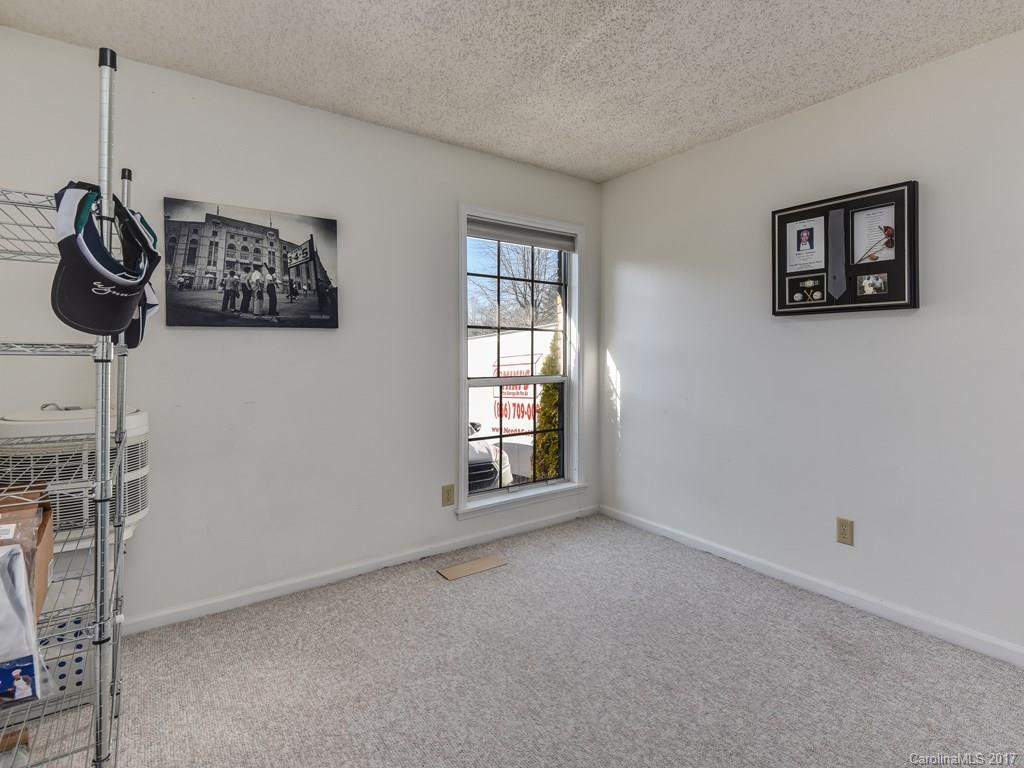 12 Park Avenue - Photo 17