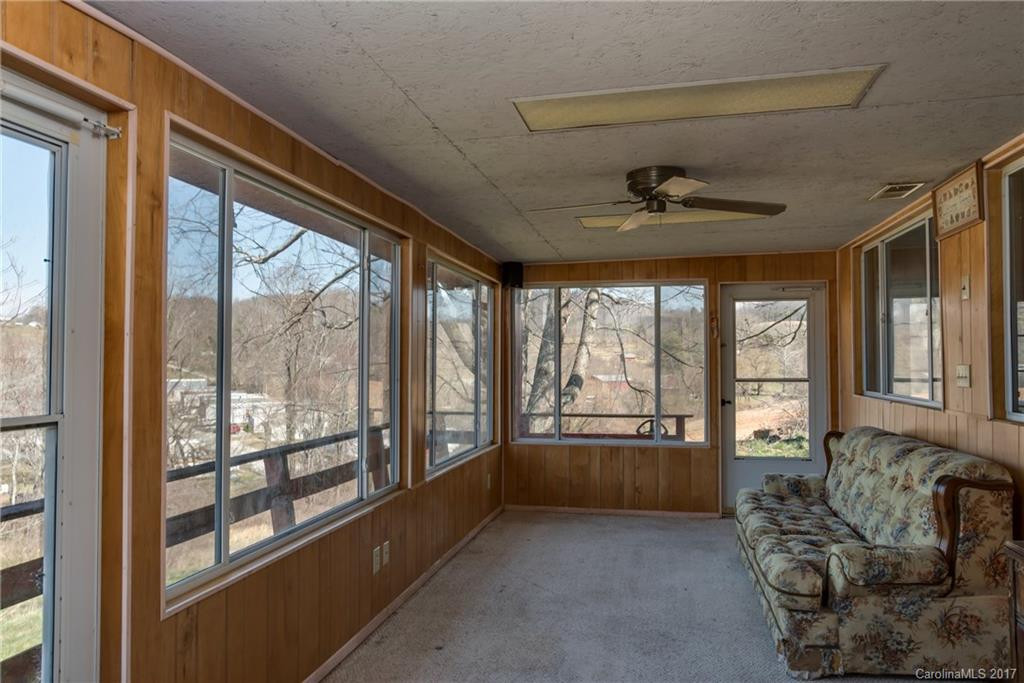 212 Whitehead Road - Photo 5