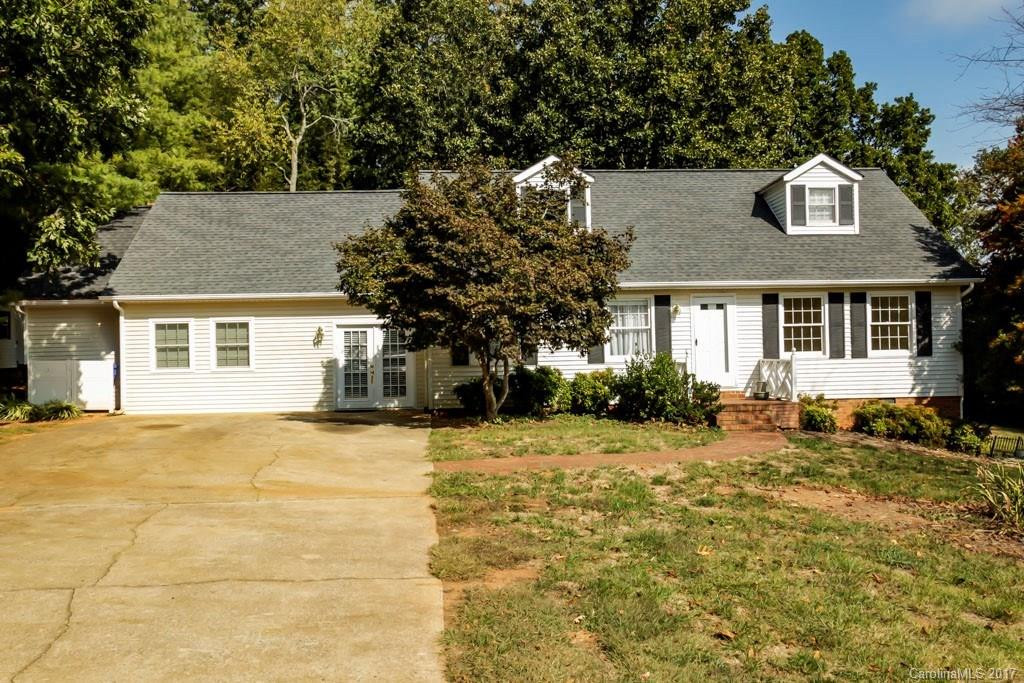 284 Country Woods Drive