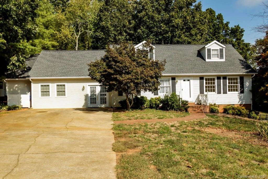 284 Country Woods Drive
