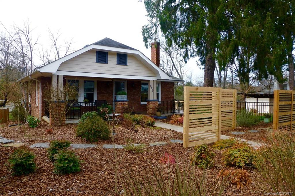 622 Brookshire Street - Photo 2